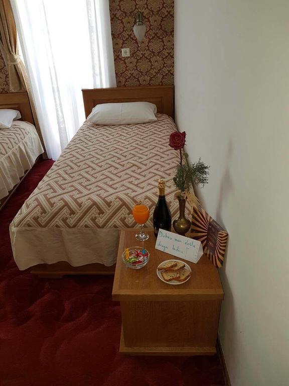 Hotel Latinski Most Sarajevo Extérieur photo