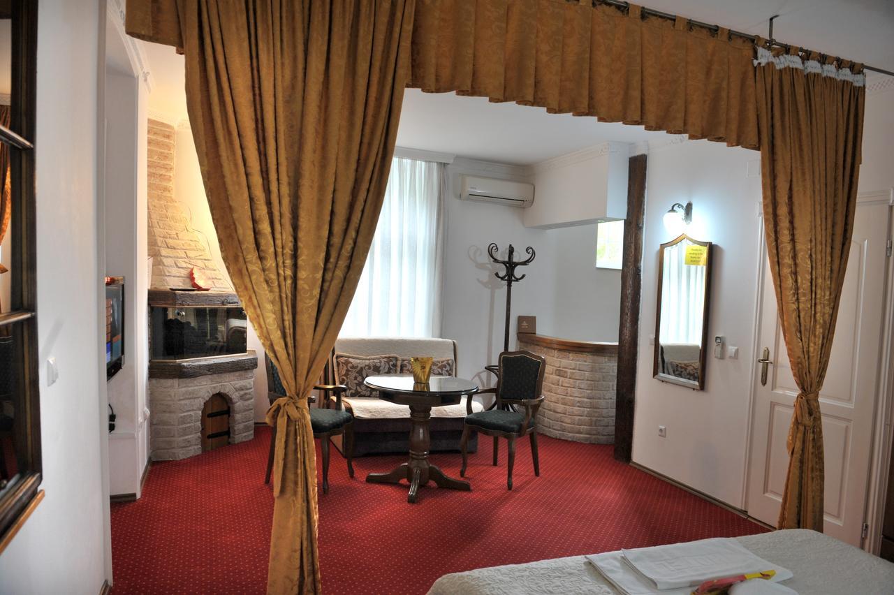 Hotel Latinski Most Sarajevo Extérieur photo