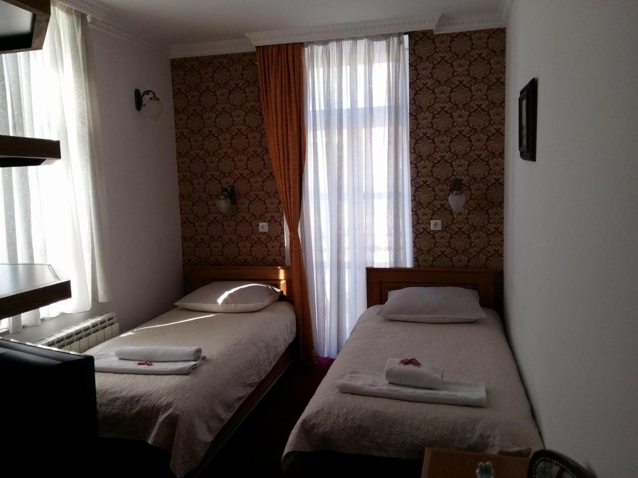 Hotel Latinski Most Sarajevo Extérieur photo
